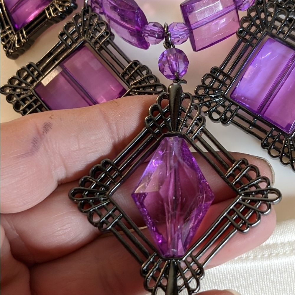 Beautiful Princess Statement Necklace Purple Acry… - image 3